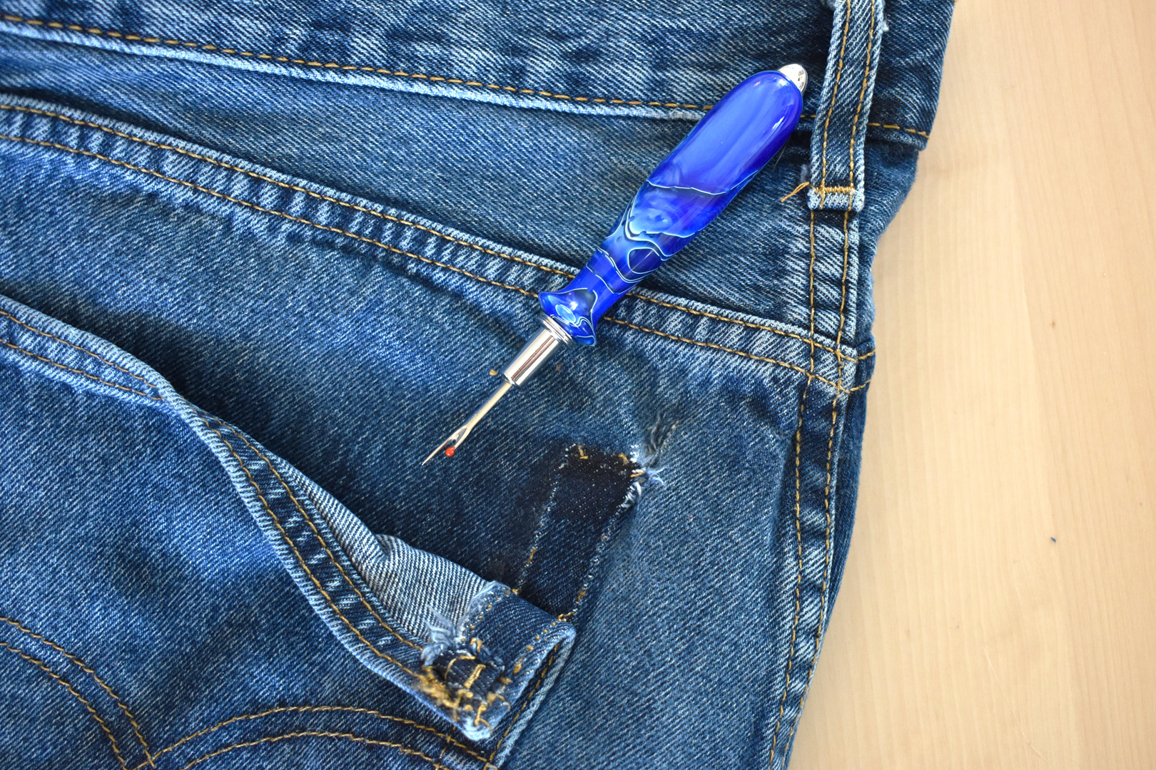 Darning is also an easy way to hand-mend a hole in your jeans without  having to patch it up with an extra piece of fabric.
