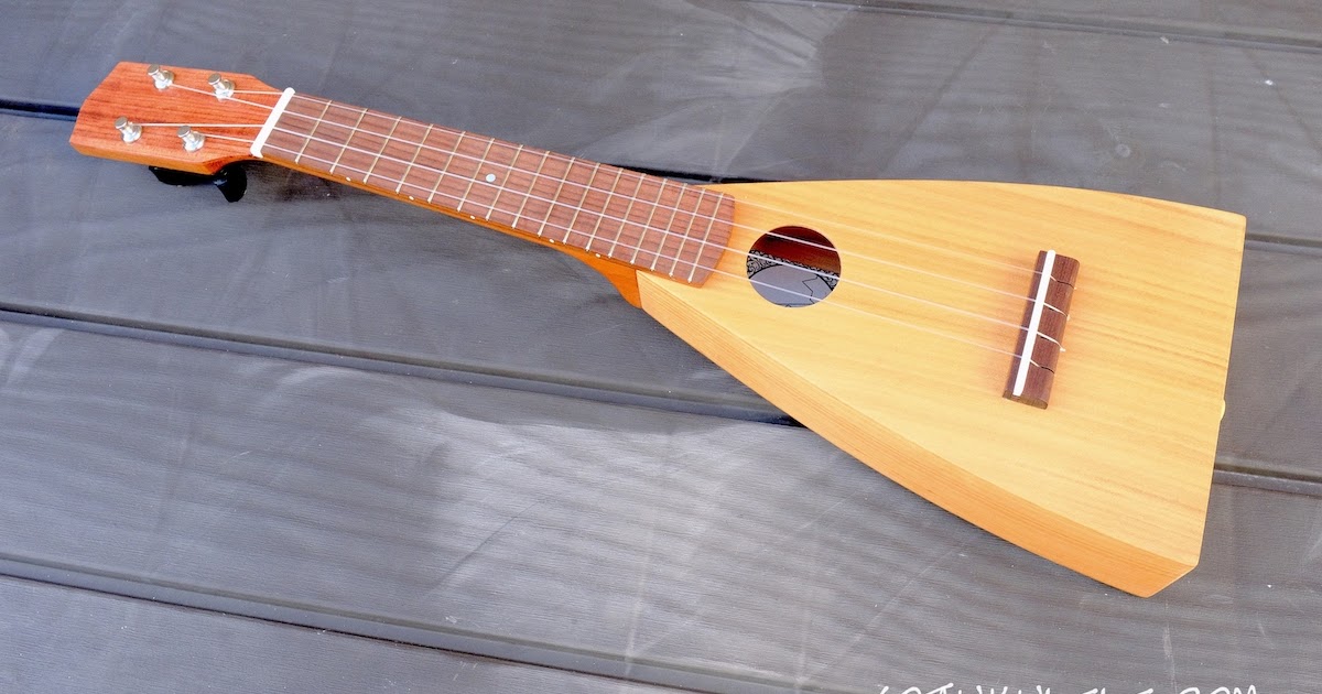 KM Ukuleles Boatpaddle Soprano REVIEW