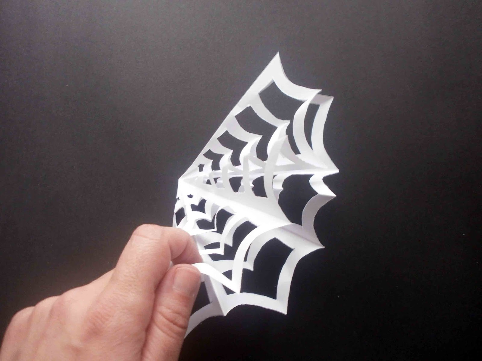 manualidades herme: DECORACIÓN HALLOWEEN HACER TELA DE ARAÑA