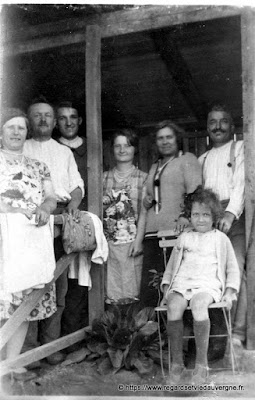 Photo de famille ancienne noir et blanc