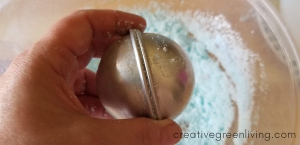 DIY lush bath bombs with sprinkles