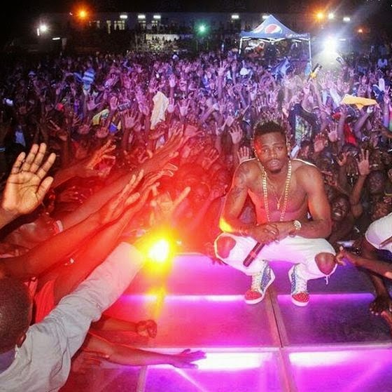Photos From Diamond Platnumz' Performance At Jembeka Festival In Mwanza