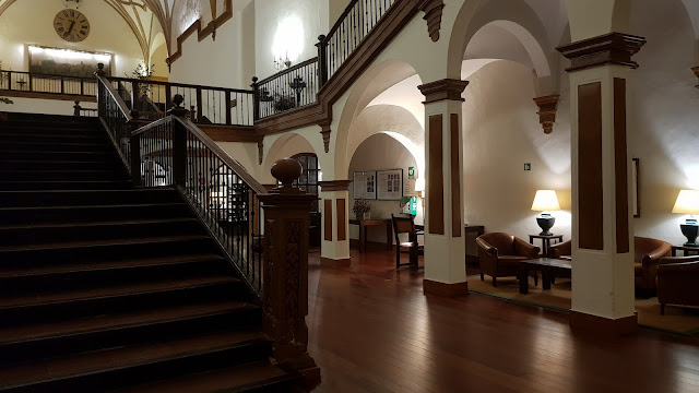 Vestíbulo hotel Monasterio de Piedra