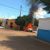 Carro pega fogo na cidade de Nova Olinda