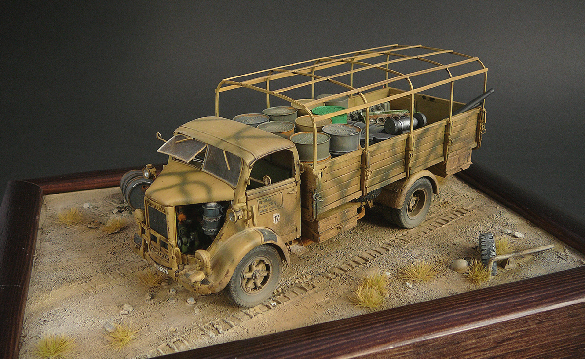 Pin-Up Miniatures Studio: Italian Truck Bianchi Miles on base - Brach ...