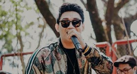 Ifan Seventeen Sampaikan Surat Terbuka untuk Presiden Jokowi Ifan Seventeen Sampaikan Surat Terbuka untuk Presiden Jokowi