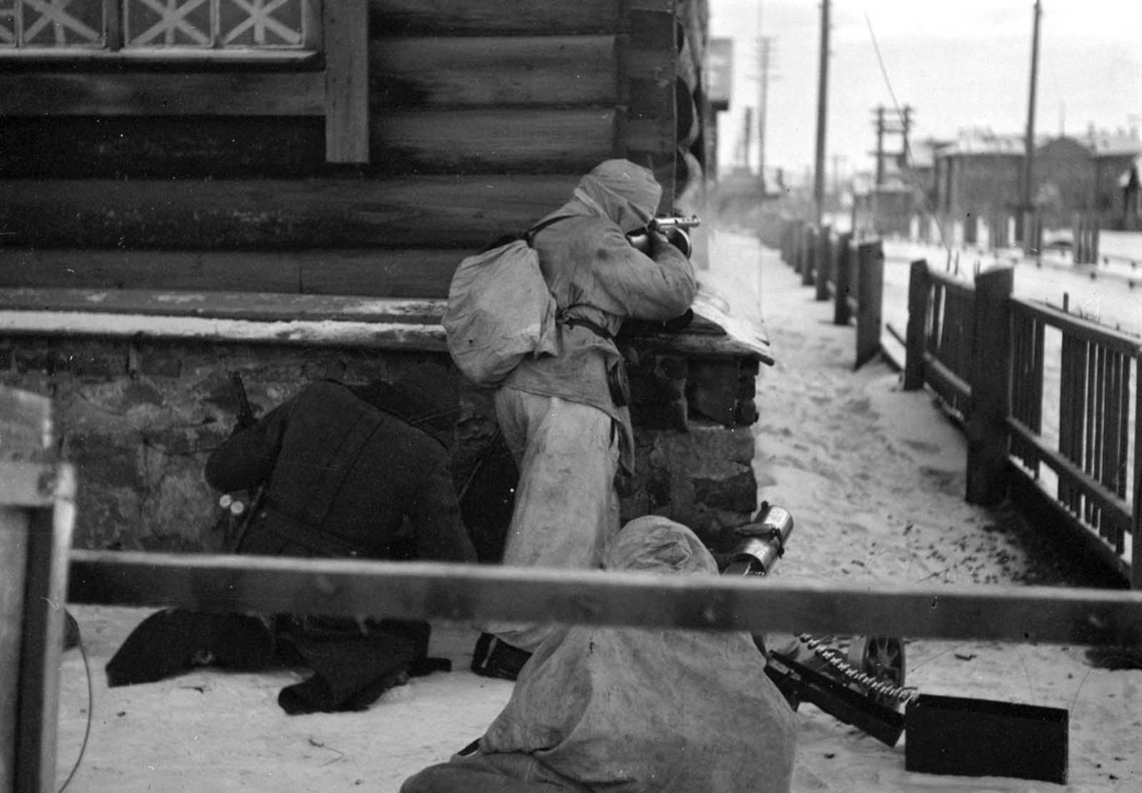 Street fighting in Medvezhyegorsk, Russia. The town was occupied by Finland for three years.