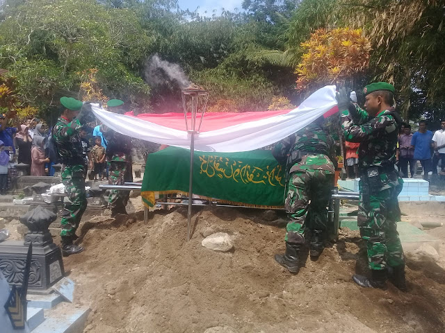 Wujud Empati Koramil 12/Manisrenggo Terhadap Warga Disaat Kesibukan Tugas