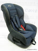 Pliko PK303B Baby Car Seat with Extra Seat Pad - Rear and Forward Facing (0 - 18kg)