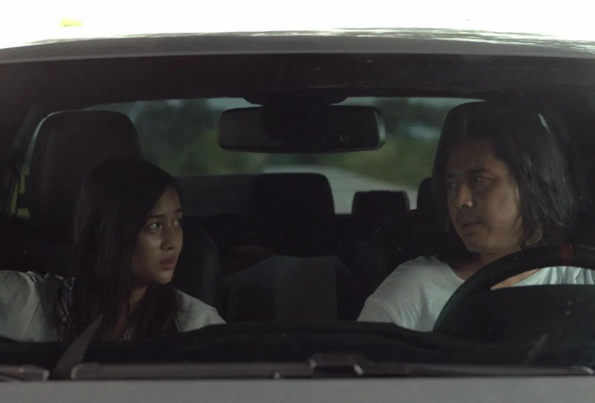 Paulo Avelino and Charlie Dizon show more than just a dick in Fan Girl at the MMFF 2020 Wazzup