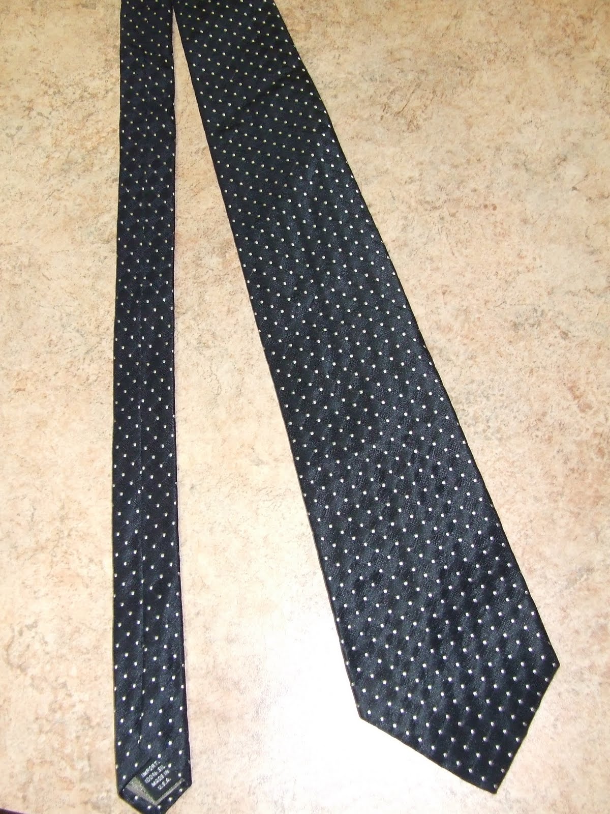 My Inner Need to Create...: Make a Man's Tie into a Velcro Kid's Tie...