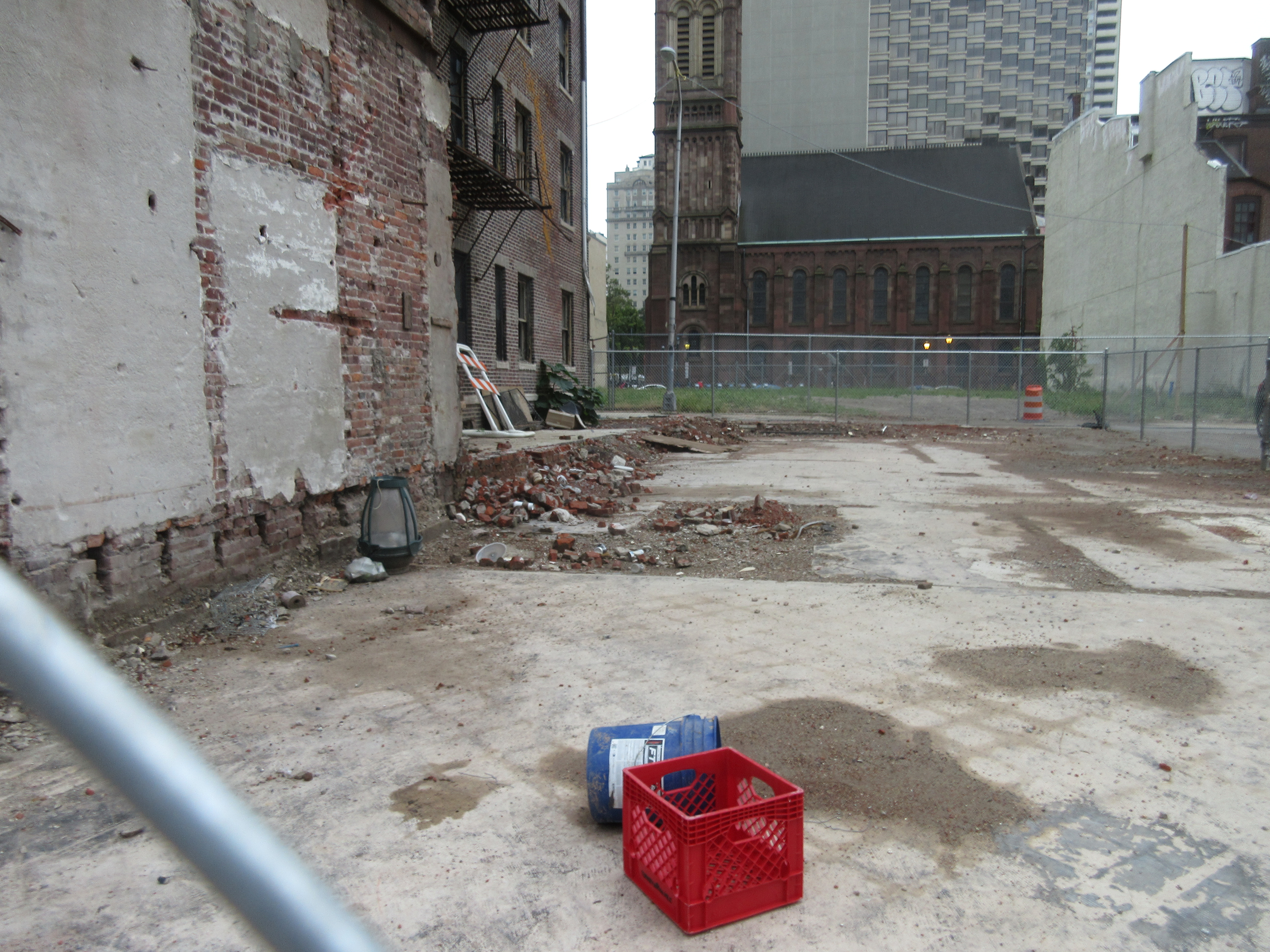 Plaza ACME, Apparently a Historical Preservation Enthusiast