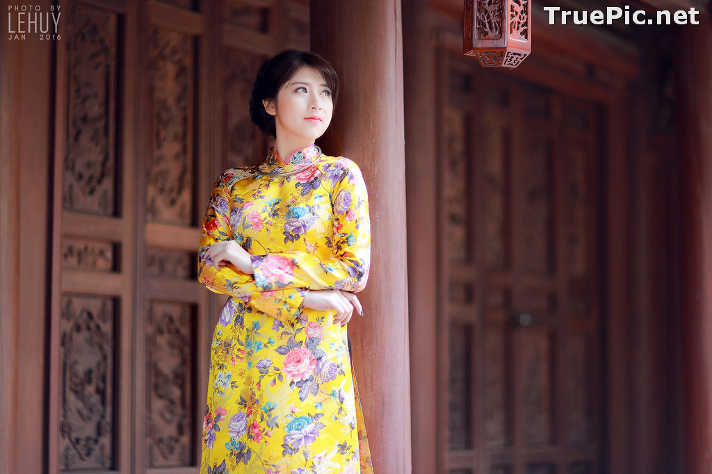 Image The Beauty of Vietnamese Girls with Traditional Dress (Ao Dai) #5 - TruePic.net - Picture-68
