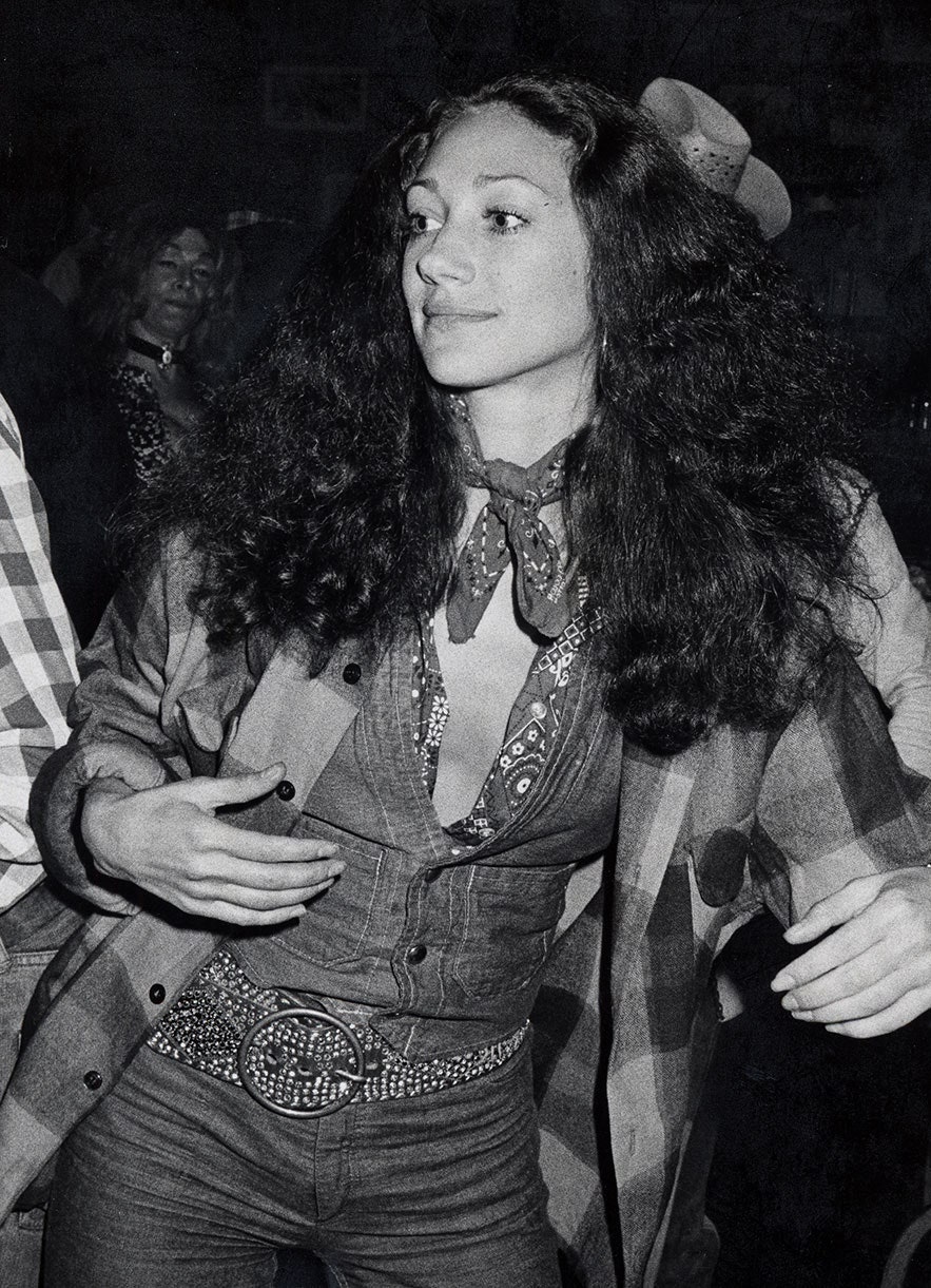 In Fashion | Style Icon: American Actress Marisa Berenson