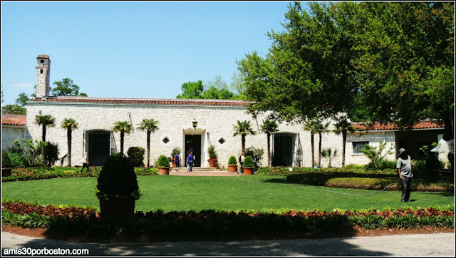 Casa DeGolyer en el Dallas Arboretum & Botanical Garden 