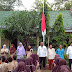 Berkabung, MI PGM Kota Cirebon Kibarkan Bendera Setengah Tiang
