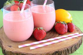 Love and Confections: Frozen Strawberry Lemonade