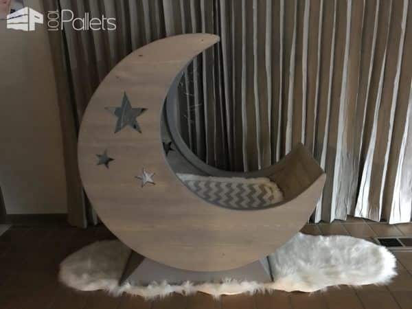 pallet moon crib