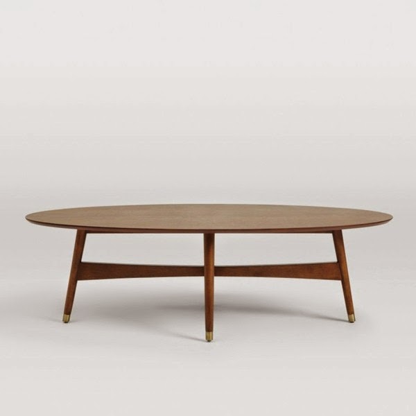 Oval table: a very inspiring piece of furniture!
