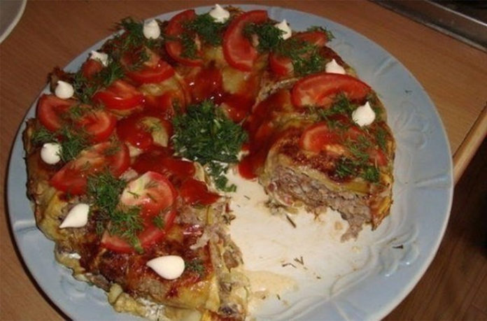 Красивая и вкусная запеканка из кабачков с фаршем: оригинальная подача