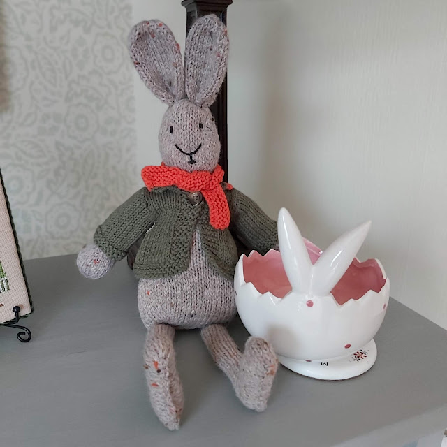 BlackCountry Wench Knitting for Arthur