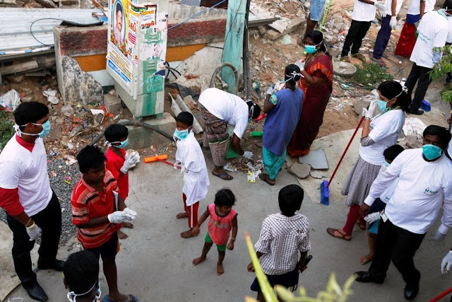 Fortis Malar Hospital organizes cleaning and awareness drive in slum on the wake of World Malaria Day