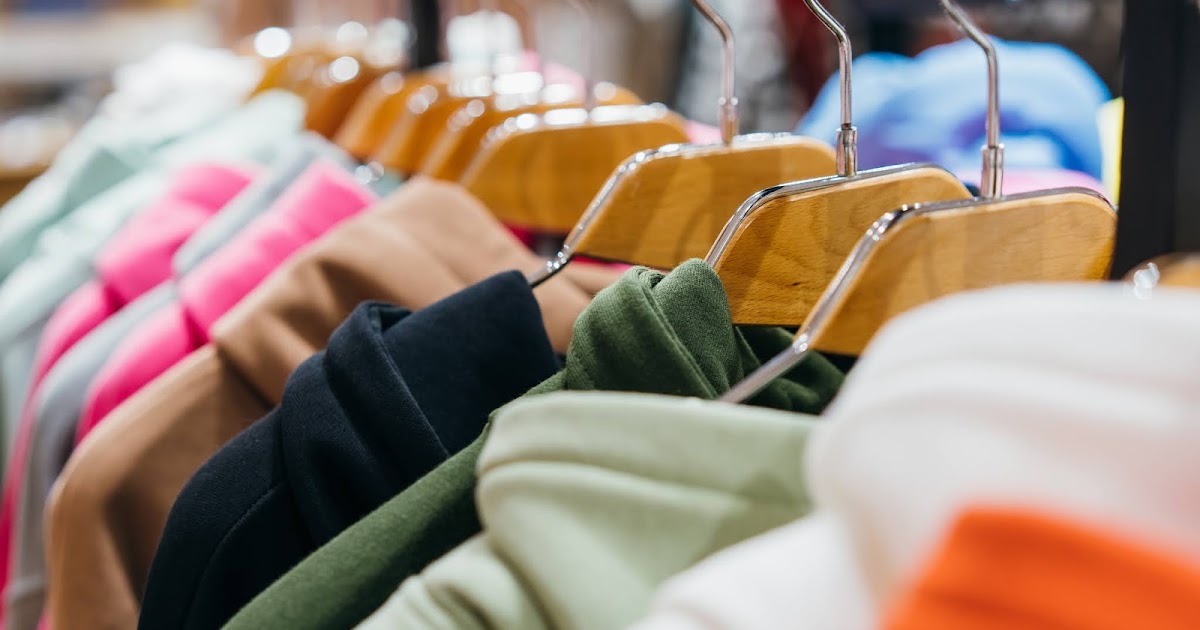 Custom Streetwear Clothing Manufacturers Hoodie & Sweater Gold Garment