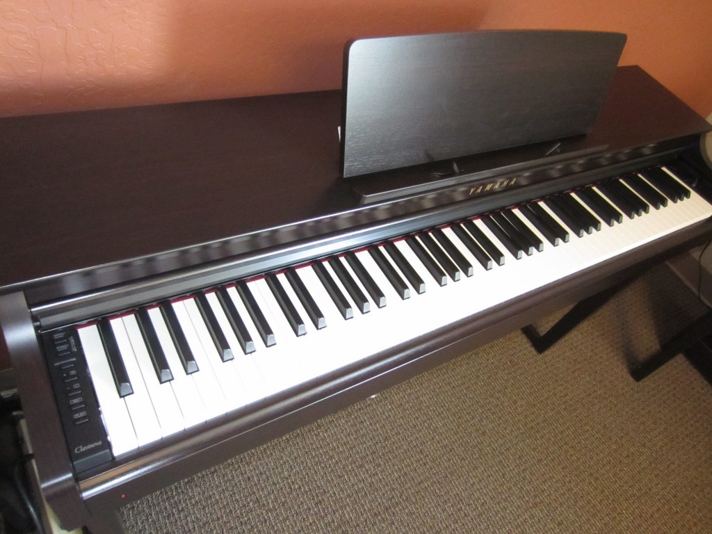 AZ PIANO REVIEWS REVIEW Yamaha CLP625 Digital Piano Low Price