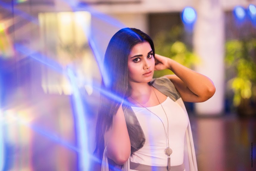 Anupama Parameswaran stills at her Birthday Press Meet