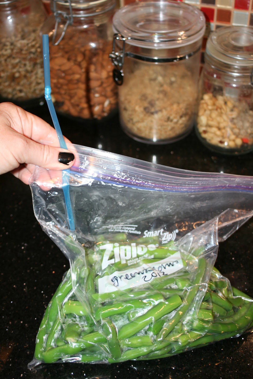 the-little-backyard-farm-freezing-green-beans