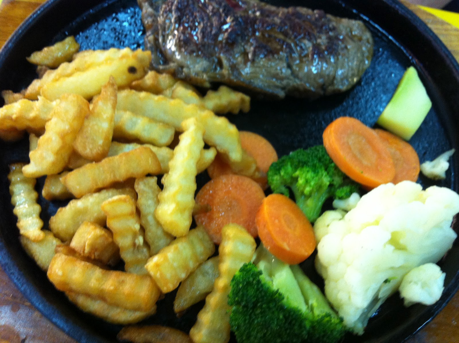 Street Food Warms Your Heart Long House Western Food Stall