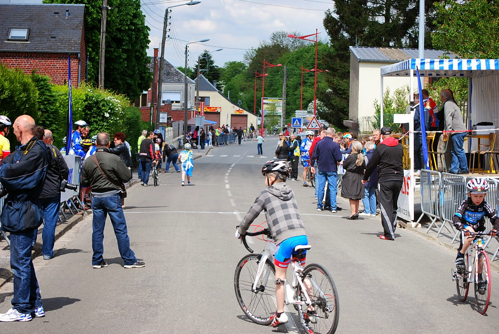 Cyclo Club NEUFMESNIL Course des jeunes