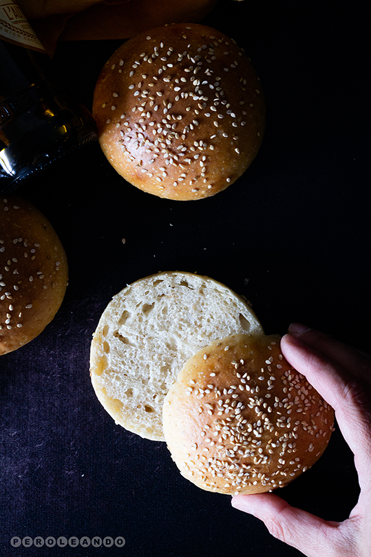 Pan de hamburguesa con masa madre Peroleando