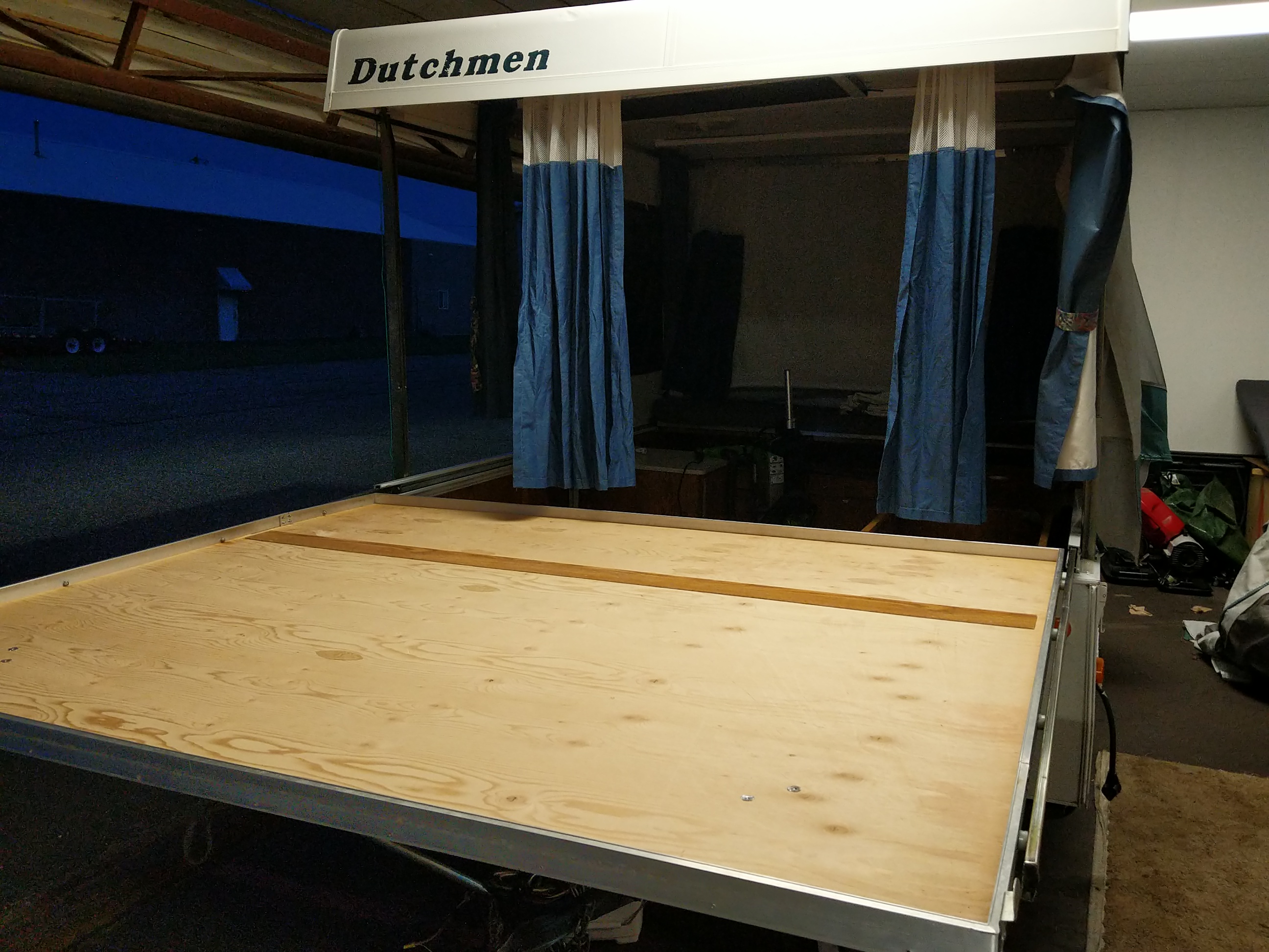 On the Road with the Dutchmen Camper How to fix a popup camper with