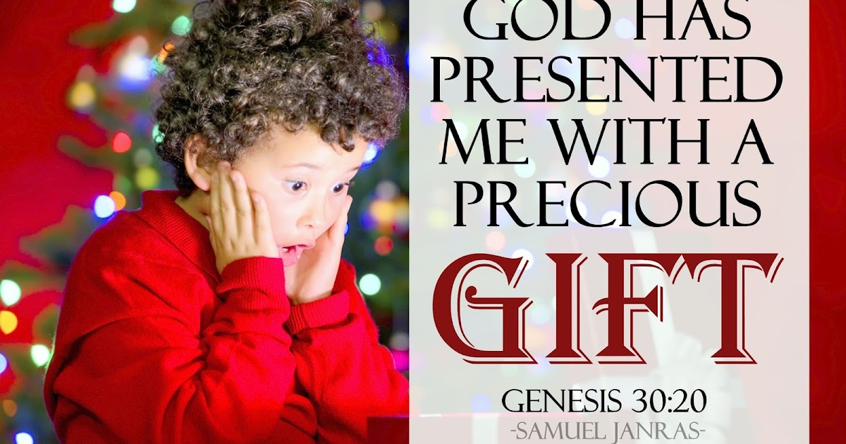 Precious Gift Christmas Wallpaper
