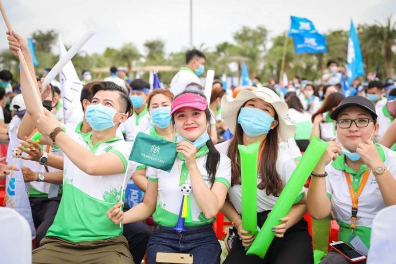 Mẫu áo thun quảng cáo đẹp của Vinhomes