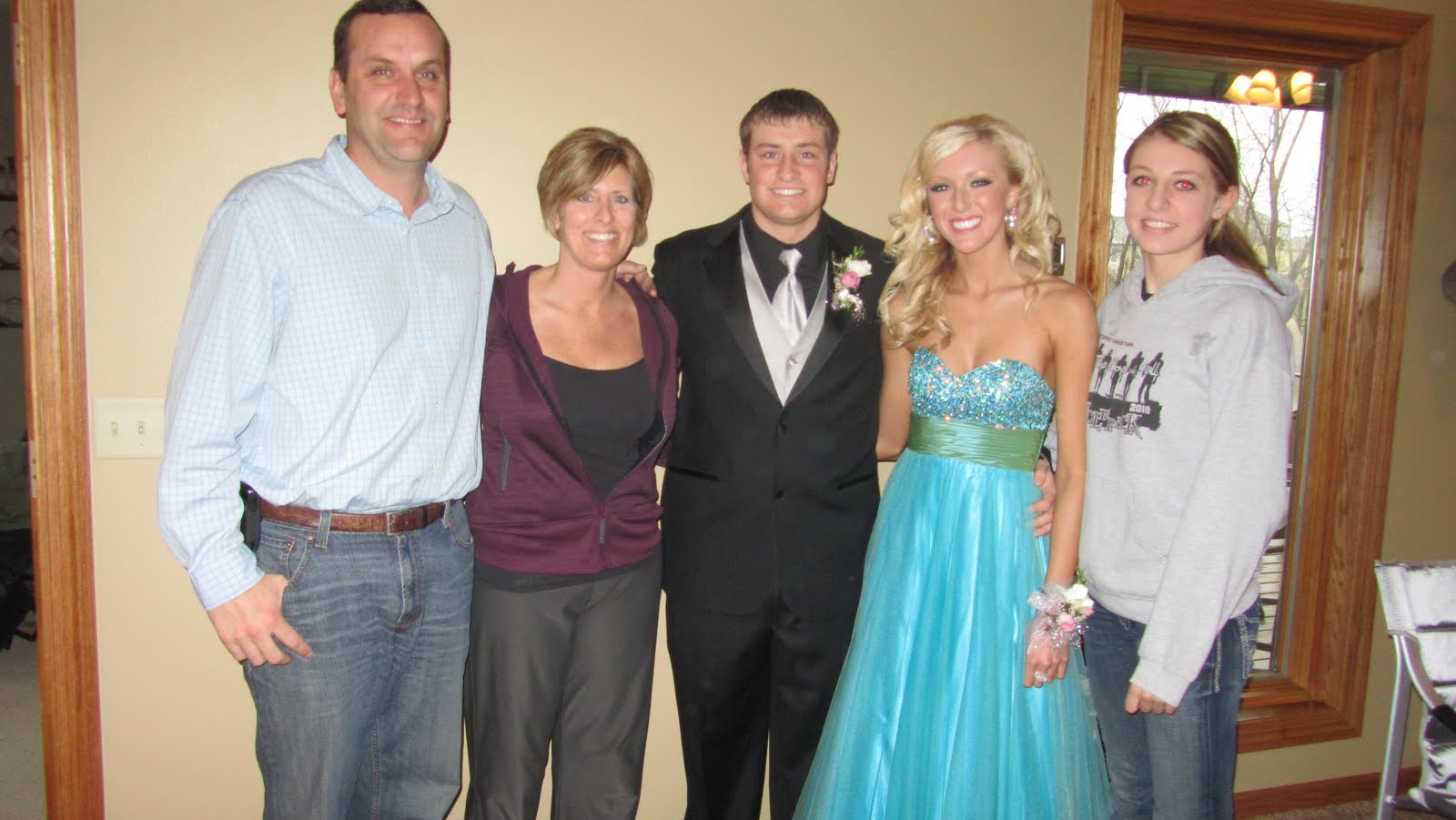 Sunset Drive: Prom 2011