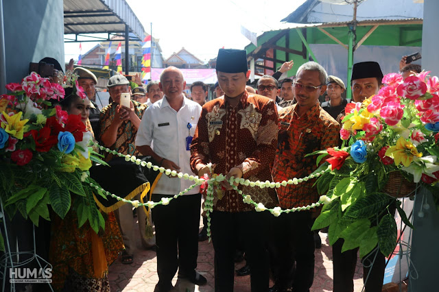 Beri Kemudahan Kepada Masyarakat, Bupati Trenggalek Launching Pelayanan Adminduk di Tiga UPT