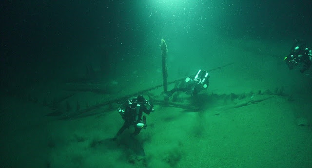 60 ancient shipwrecks found by climate scientists at the bottom of Black Sea 60 ancient shipwrecks found by climate scientists at the bottom of Black Sea
