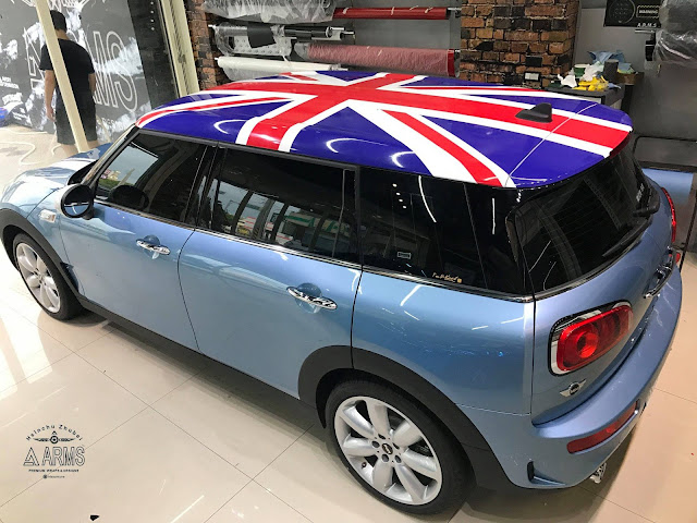 汽車各大廠牌-車系-車頂天窗手工貼膜和汽車包膜, 車頂天窗貼膜,車頂天窗包膜,車頂天窗汽車包膜 我們利用3M 1080車貼專用膠膜,以專業技術及精細手工來設計專屬您的愛車