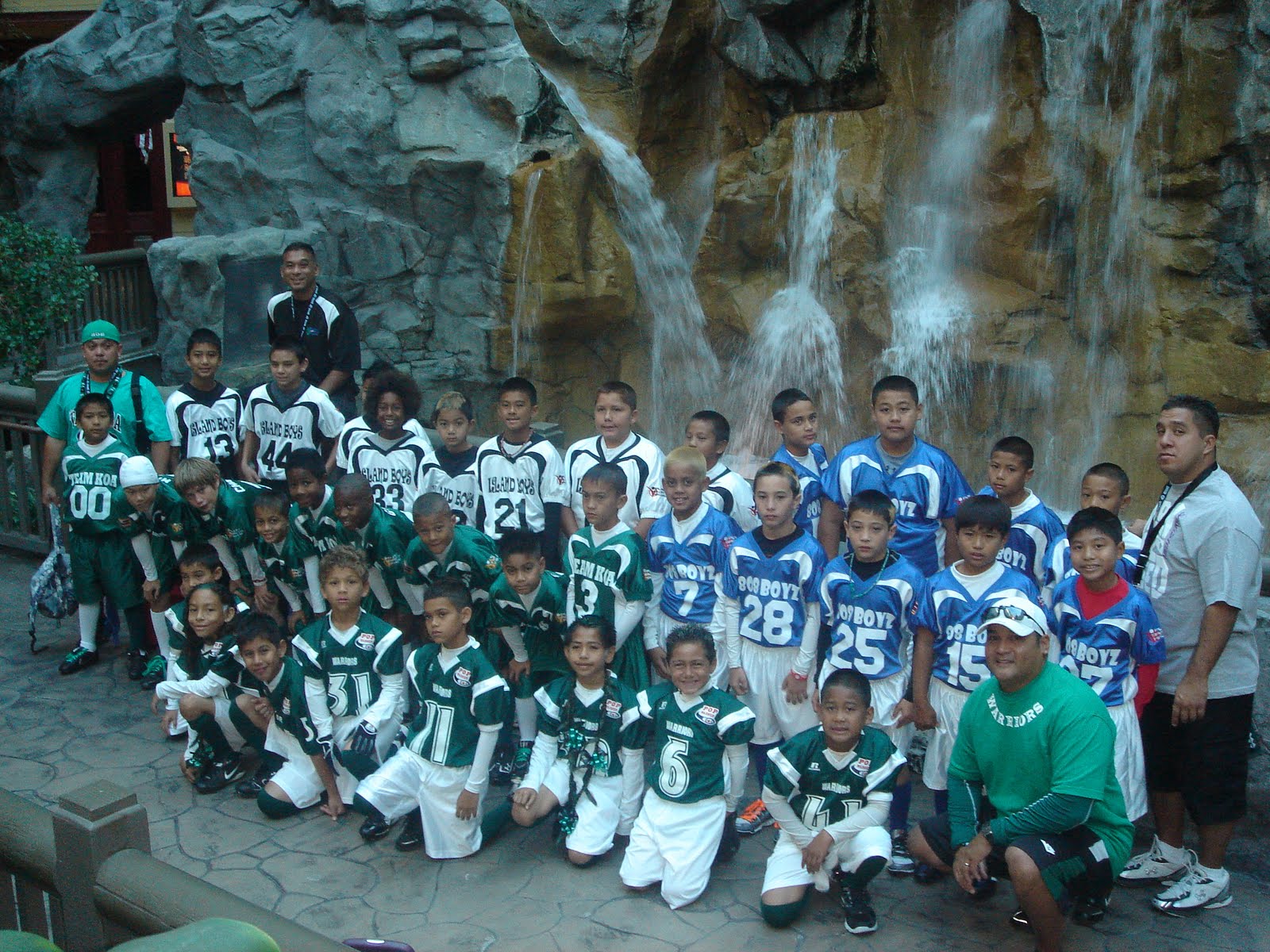 Play Sports Hawaii: April 2011