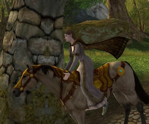 Lydia's Lotro: Pale Golden Summer Horse Outfit