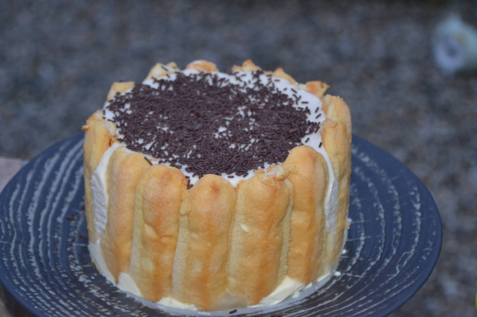 Charlotte à la crème de marron, et poire