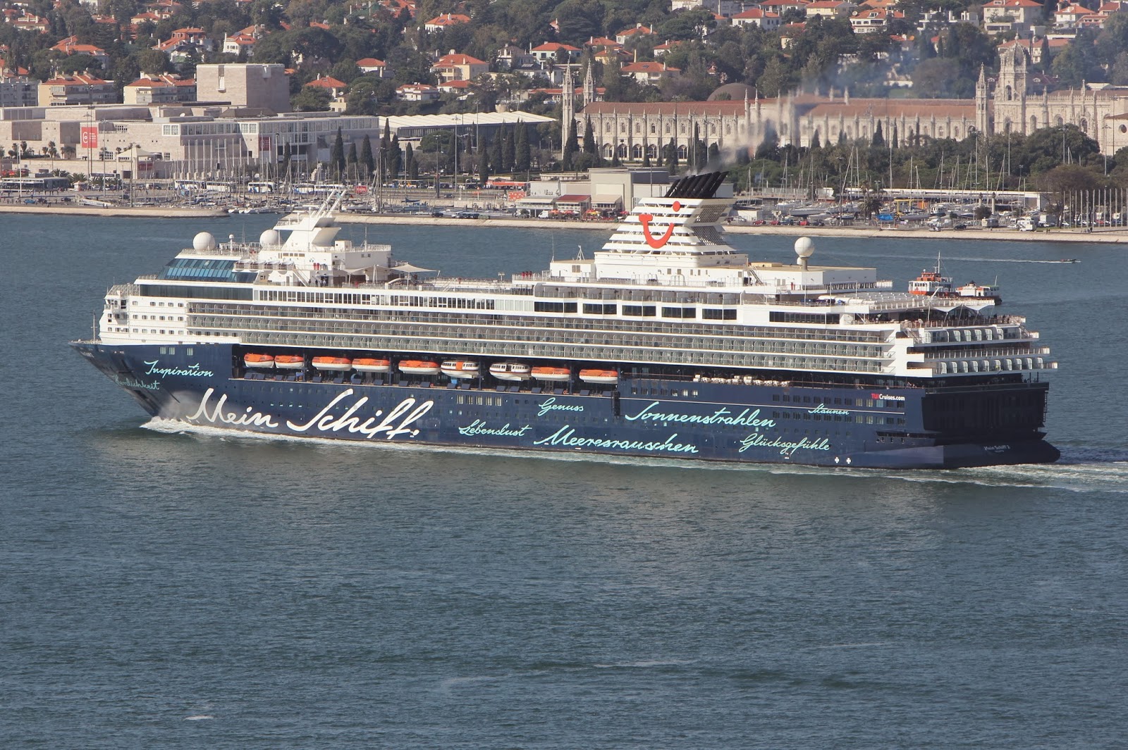 Ships Photo Gallery: MEIN SCHIFF 2 