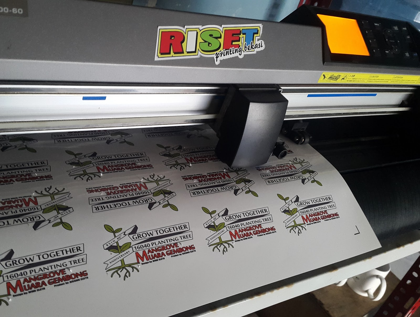 Cutting Sticker Murah Bekasi Percetakan Riset Printing Bekasi