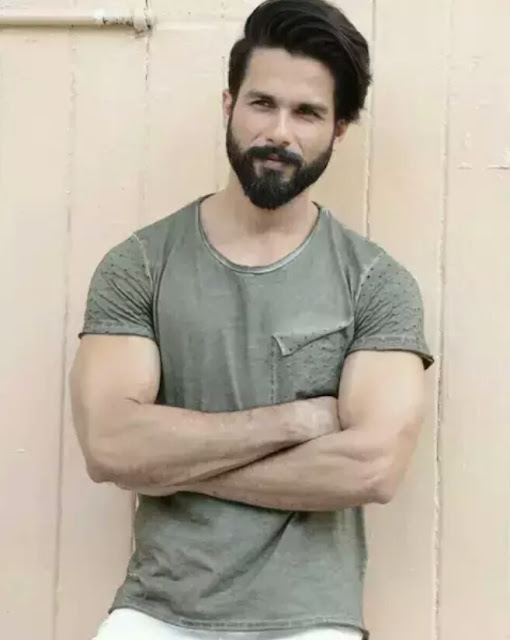 Top 10 Most handsome Bollywood actors Top10 Most handsome and stylish Indian actors 2019 Top 10 Most handsome Bollywood actors,Top10 Most handsome and stylish Indian actors 2019