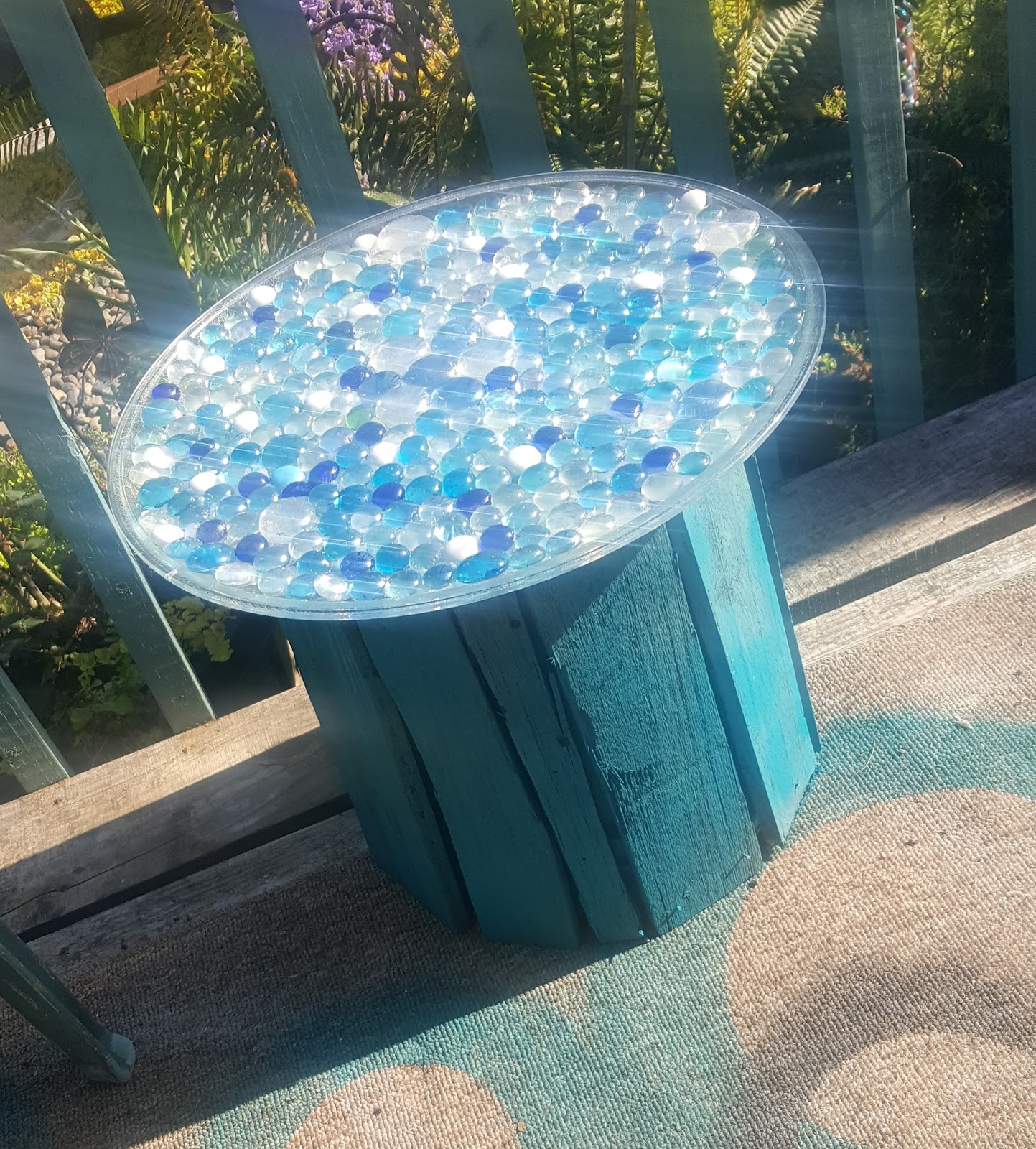 Make The Best of Things Five Gallon Blingy Bucket Table DIY