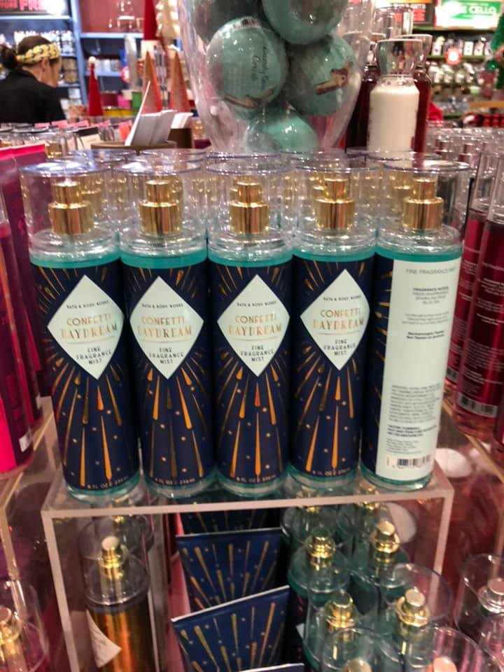 Life Inside the Page Bath & Body Works Black Friday Shopping Snapshots