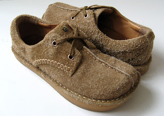 EARTH BROWN SUEDE LEATHER WALKING SHOES WOMENS SIZE 6.5