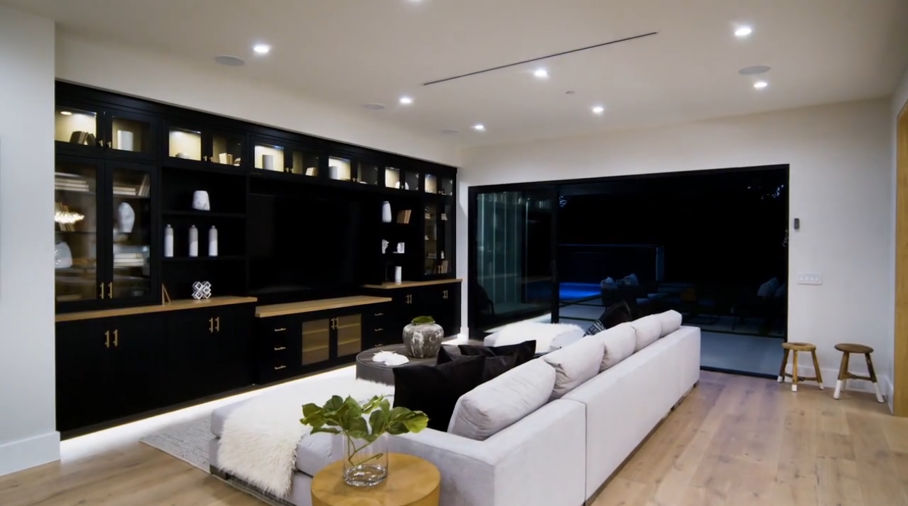 43 Photos vs. 5173 Collett Avenue | Encino - Luxury Home & Interior Design Video Tour 43 Photos vs. 5173 Collett Avenue | Encino - Luxury Home & Interior Design Video Tour